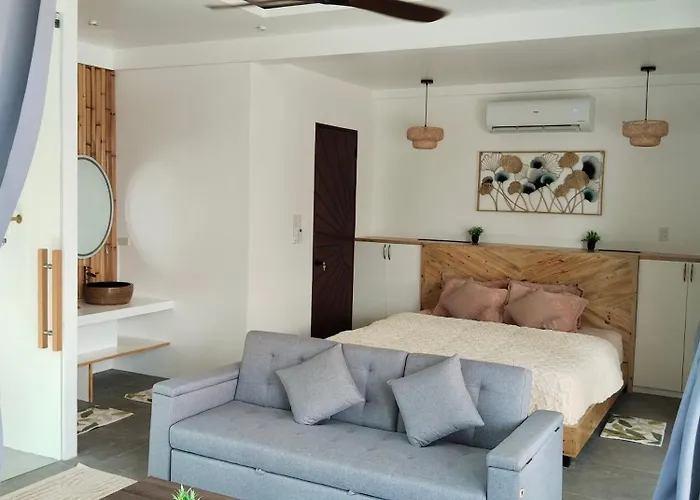Silana Villa Moalboal